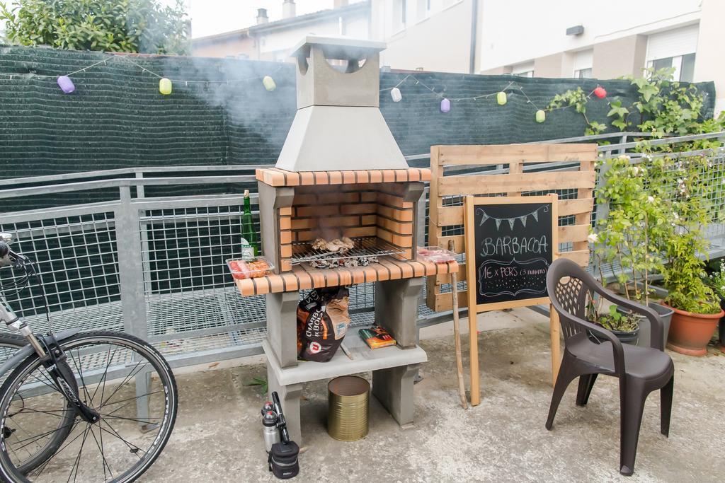 Xarma Hostel Pamplona Bagian luar foto