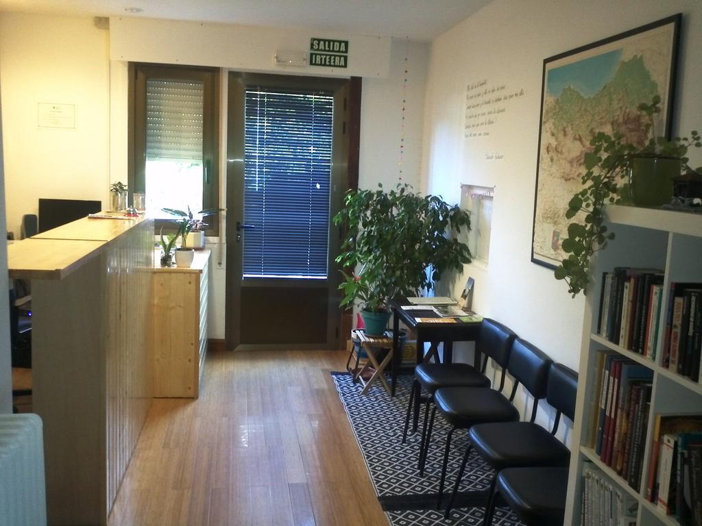 Xarma Hostel Pamplona Bagian luar foto
