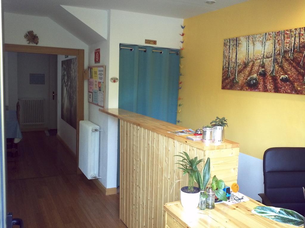 Xarma Hostel Pamplona Bagian luar foto