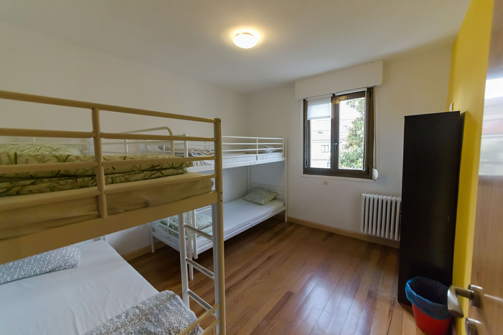 Xarma Hostel Pamplona Bagian luar foto